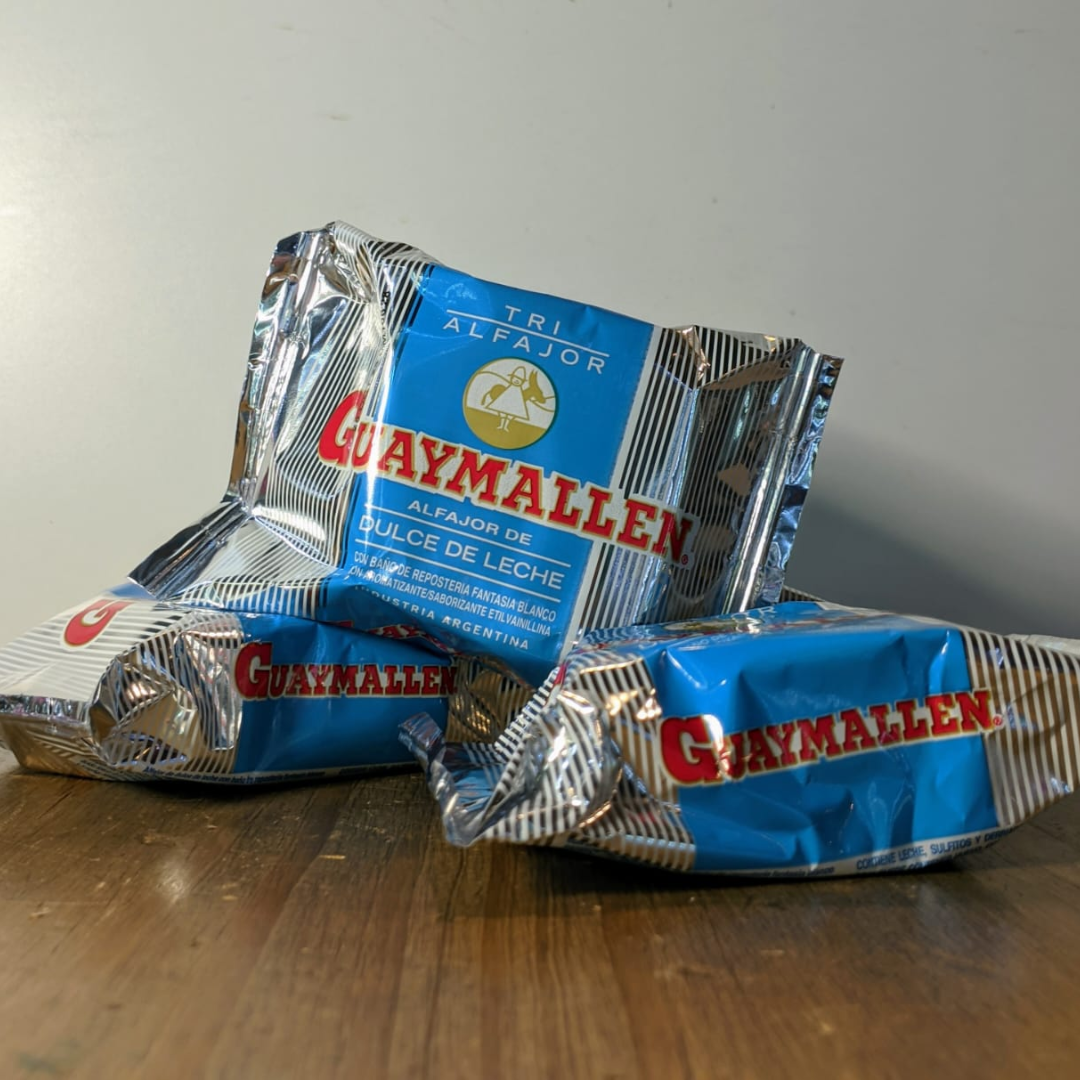 Alfajor Guaymallén Triple de Chocolate Blanco Paquete de 6 unidades – 70 g c/u