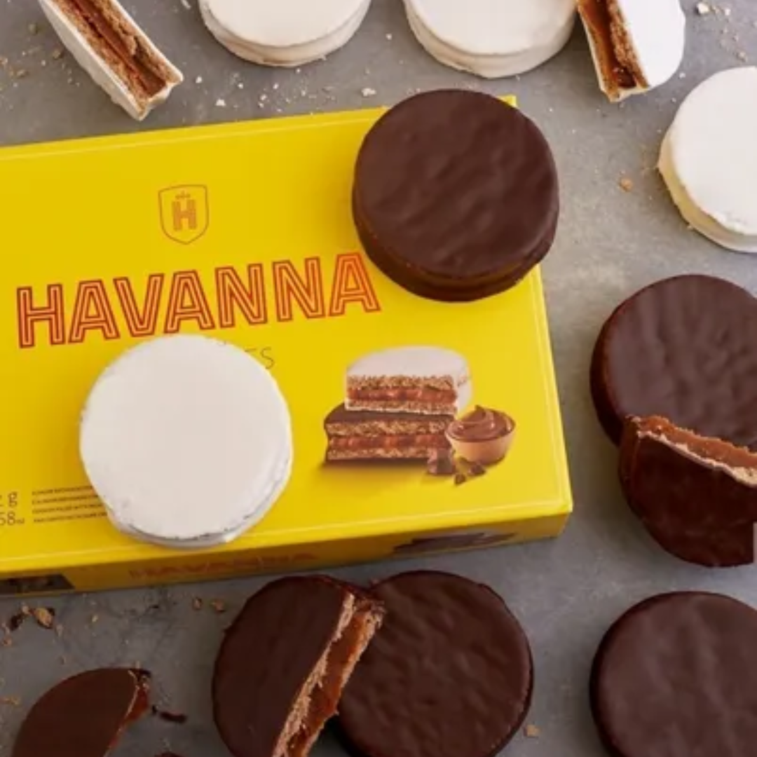 Alfajores Havanna de Chocolate con leche rellenos de Dulce de leche 660 g / 23.28 oz (Caja de 12)