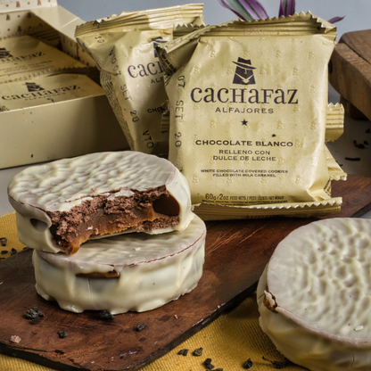 Alfajor CACHAFAZ Black and White 50g pack 12 unidades (2 packs)